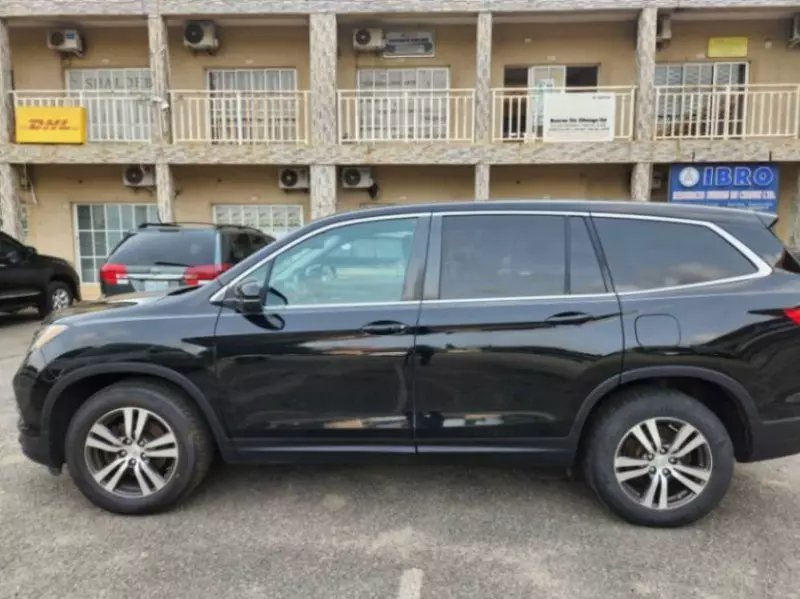 Honda Pilot   - 2016