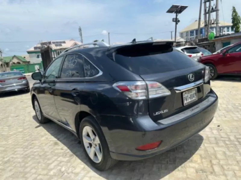 Lexus RX   - 2010
