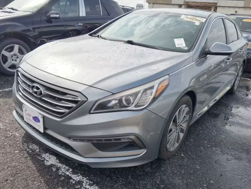 Hyundai Sonata   - 2015