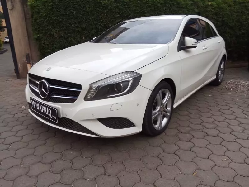 Mercedes-Benz A 180   - 2014