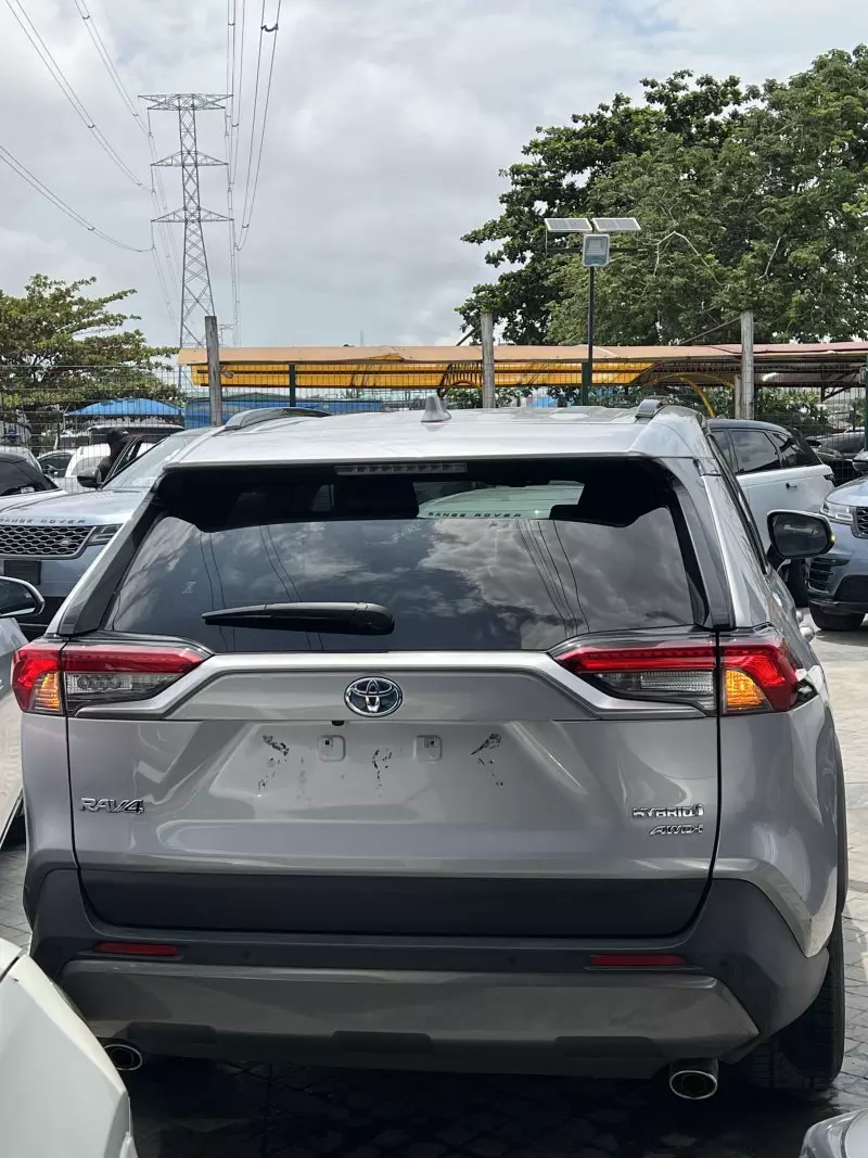 Toyota RAV4   - 2022