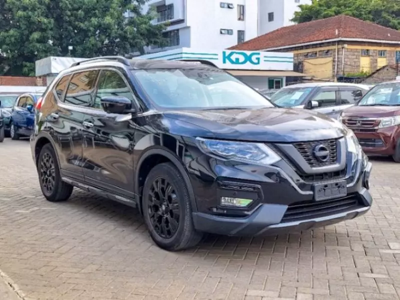 Nissan X-Trail   - 2018