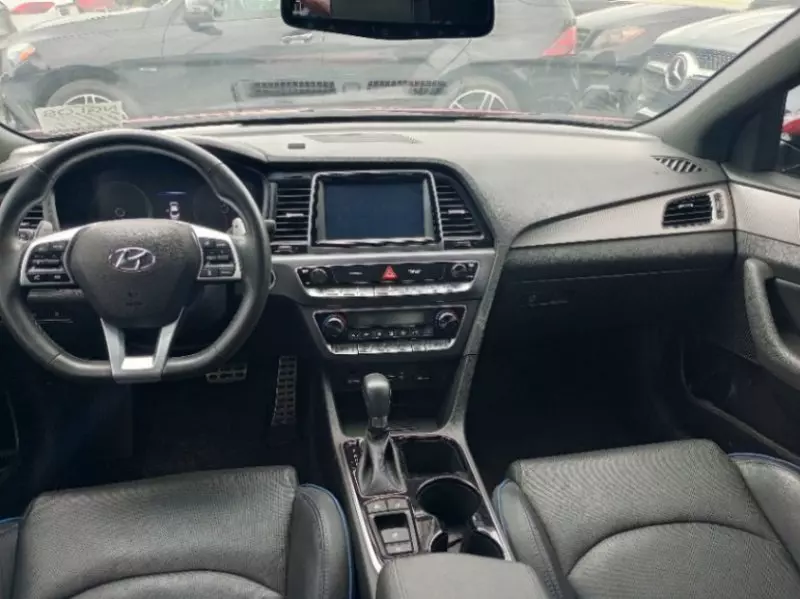 Hyundai Sonata   - 2019