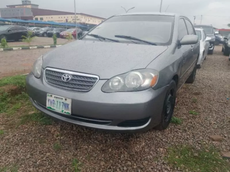 Toyota Corolla   - 2006