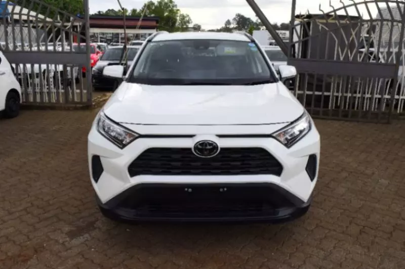 Toyota RAV 4   - 2019