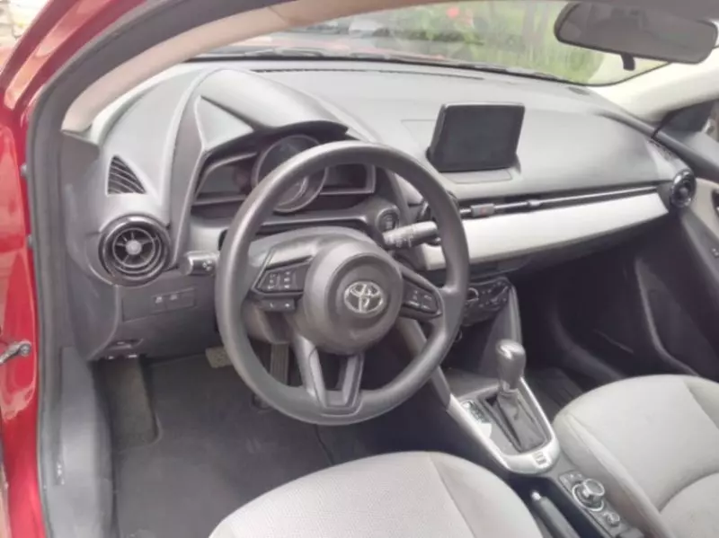 Toyota Yaris   - 2020