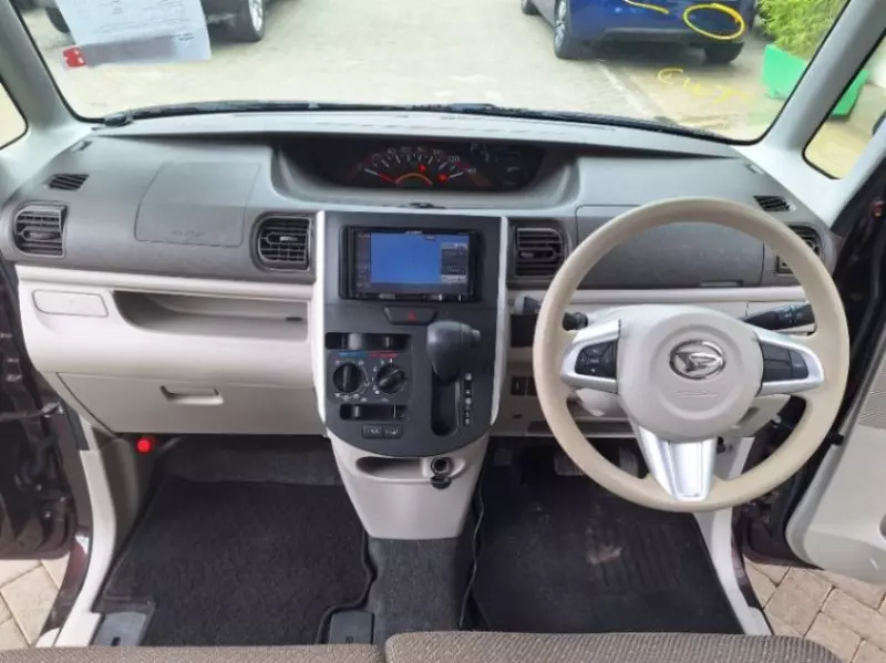 Daihatsu Tanto   - 2018