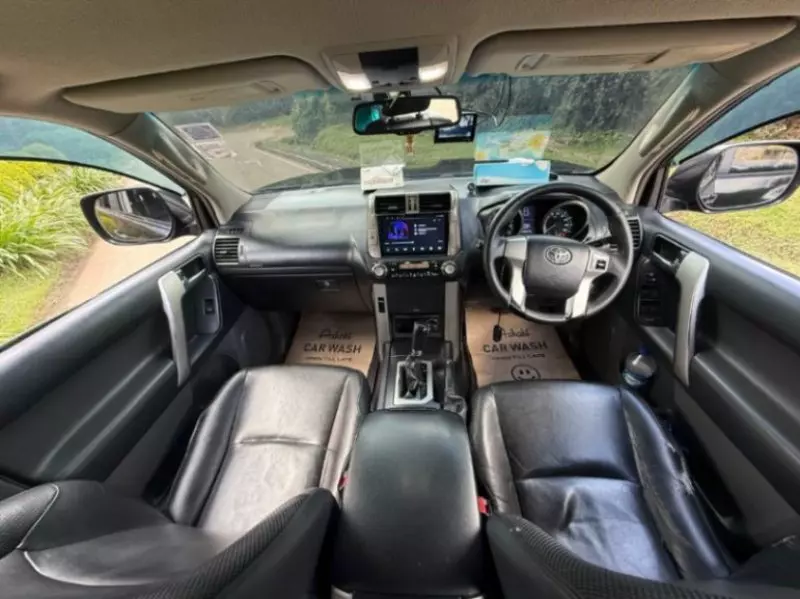 Toyota Landcruiser prado TX   - 2011