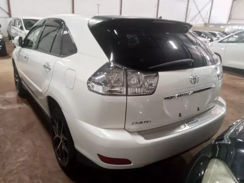 Toyota Harrier   - 2009