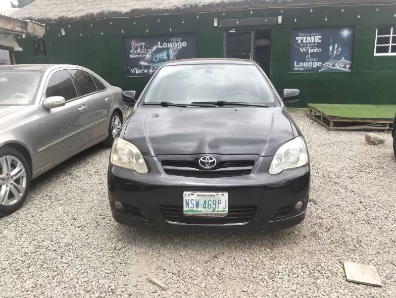 Toyota corolla   - 2006