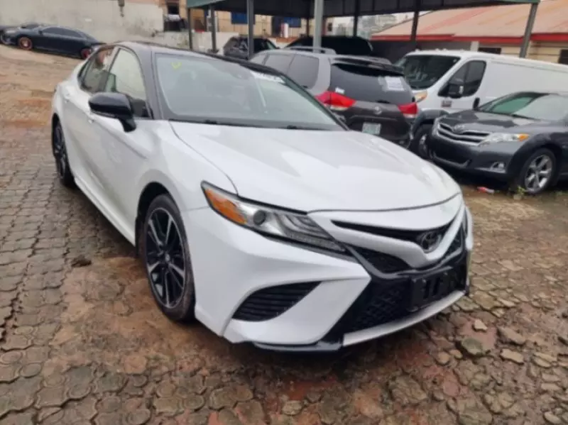 Toyota Camry   - 2019