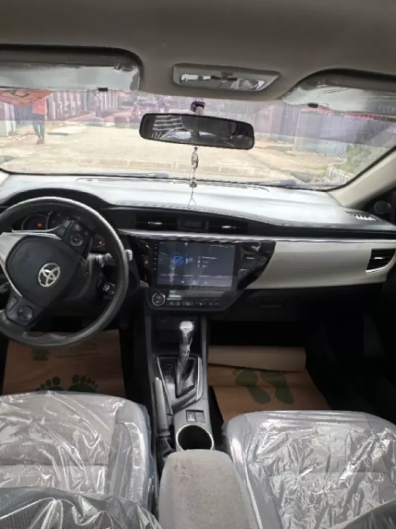 Toyota Corolla   - 2013