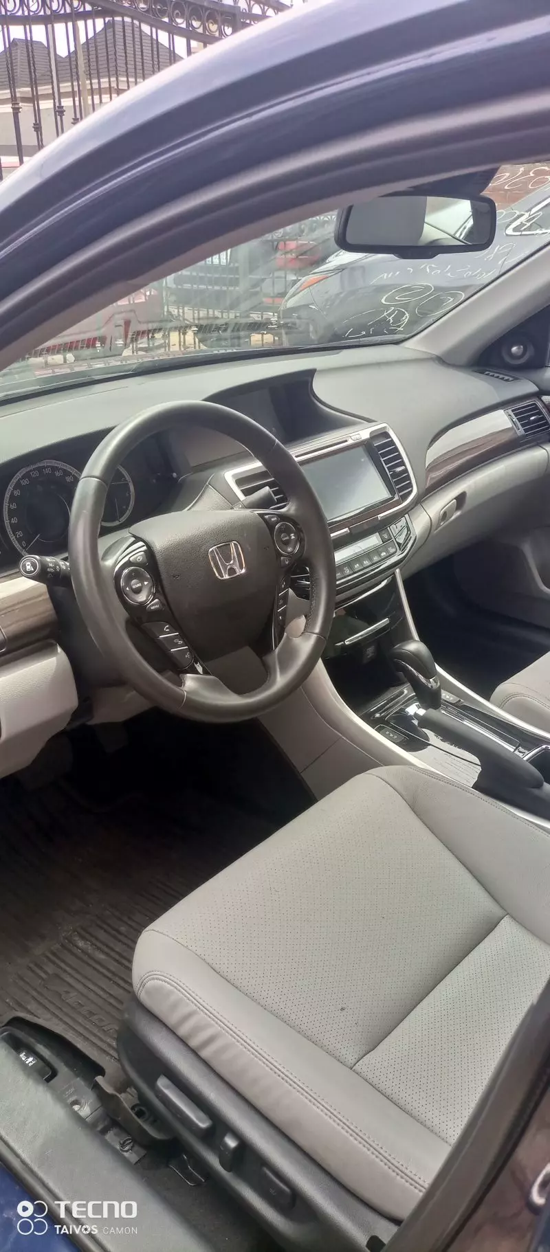 Honda Accord   - 2016
