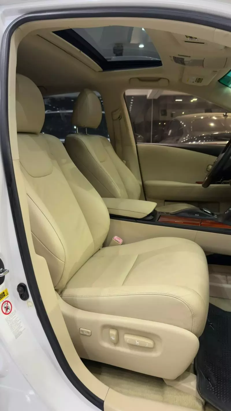 Lexus RX 350   - 2010