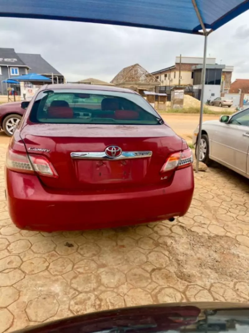 Toyota Camry   - 2008