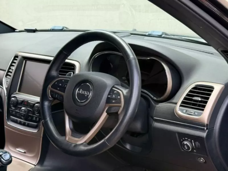 JEEP Grand Cherokee   - 2015