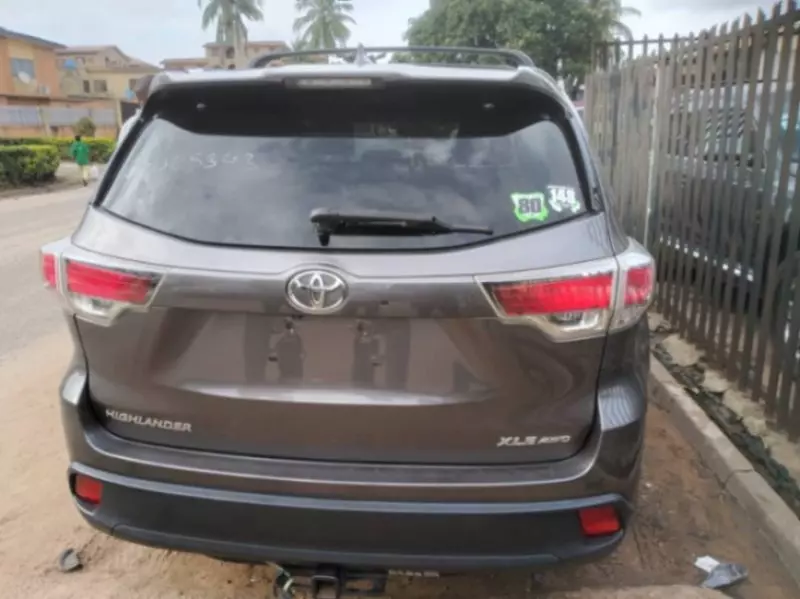 Toyota Highlander - 2016