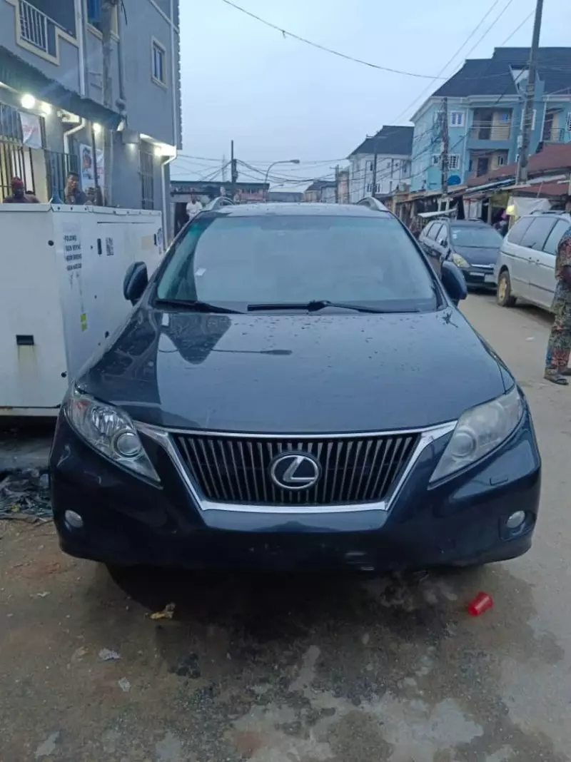 Lexus RX 350   - 2010
