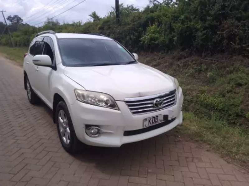 Toyota Vanguard    - 2013