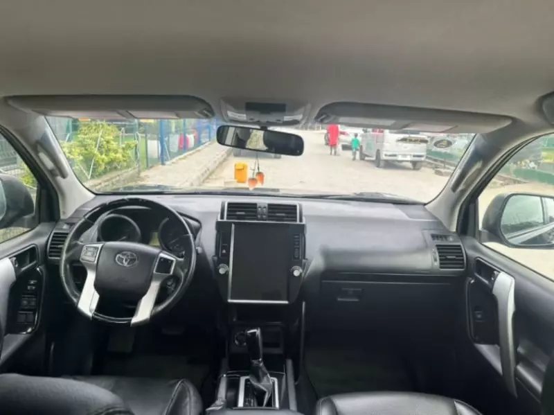 Toyota Prado   - 2014