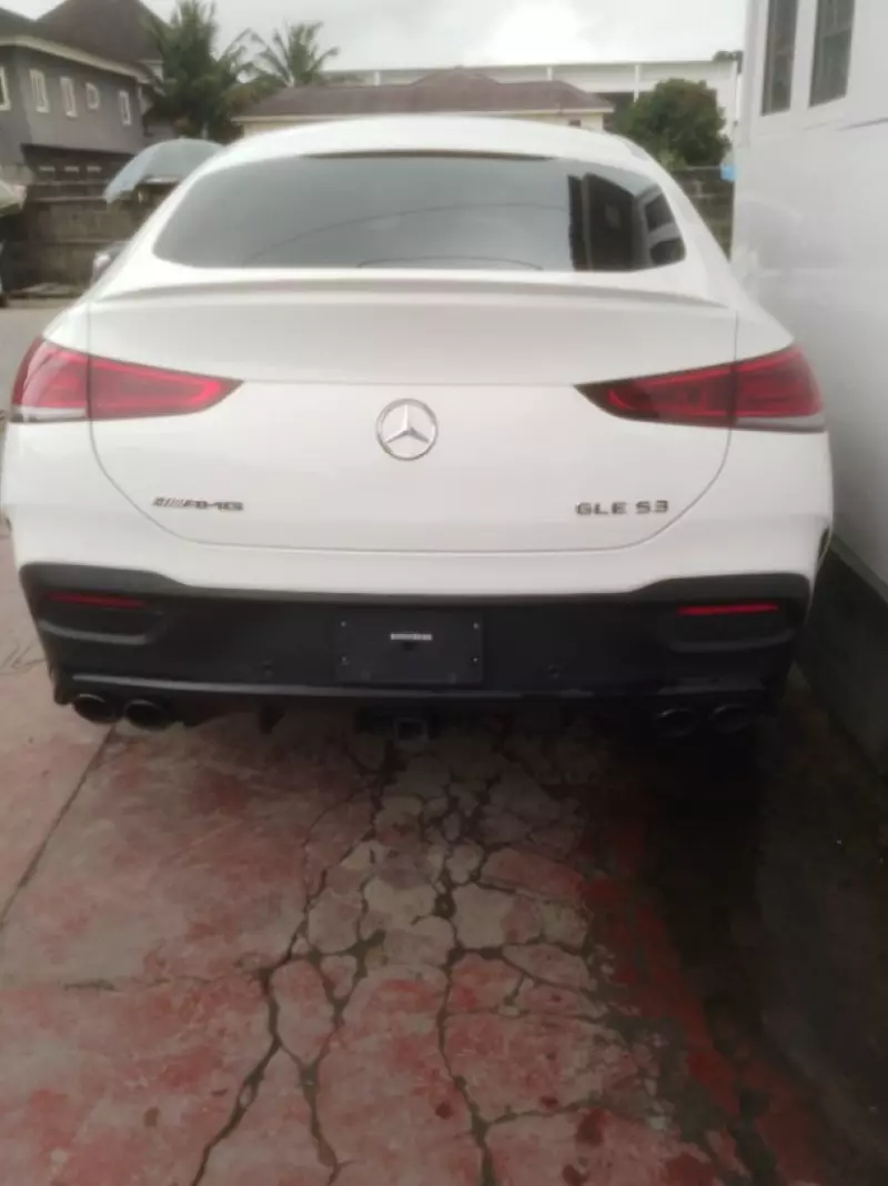 Mercedes-Benz GLE 53 AMG   - 2021