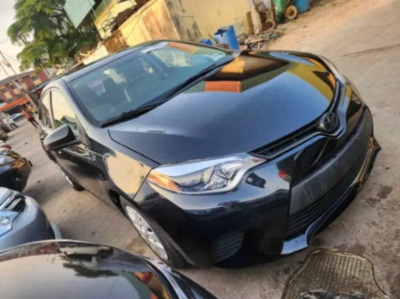 Toyota Corolla   - 2013
