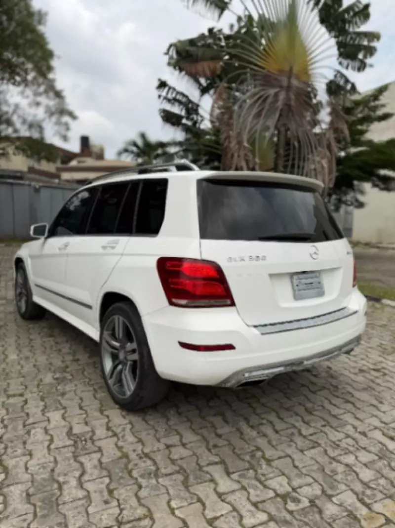 Mercedes-Benz GLK 350   - 2013