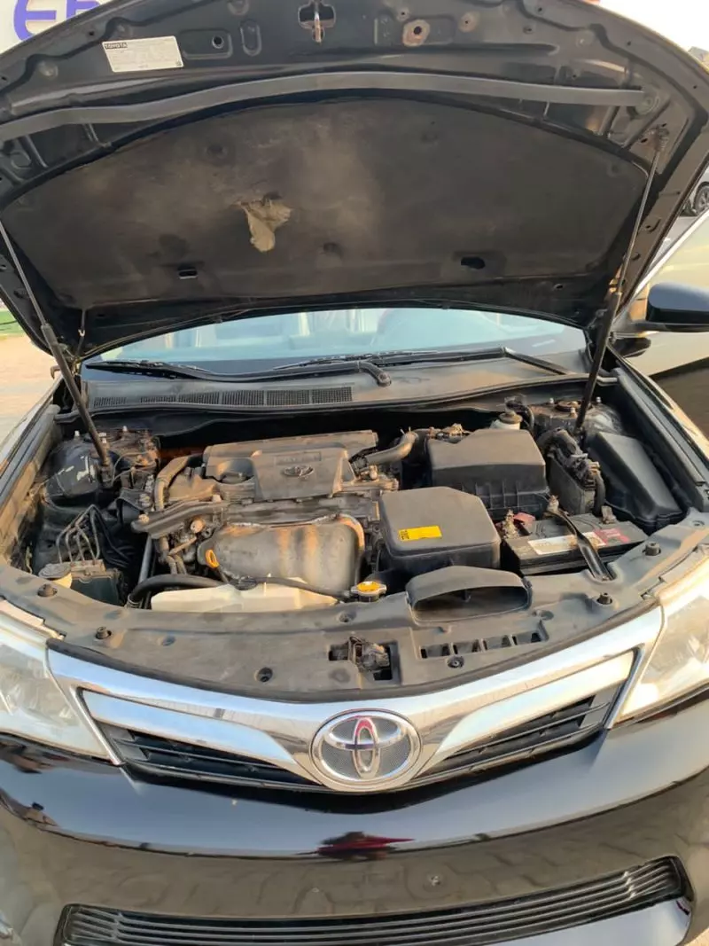 Toyota Camry   - 2012