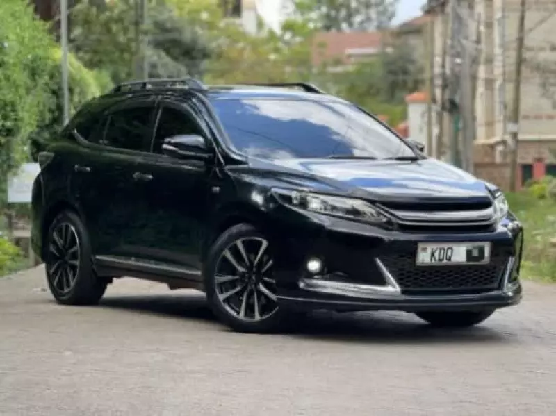 Toyota Harrier   - 2018