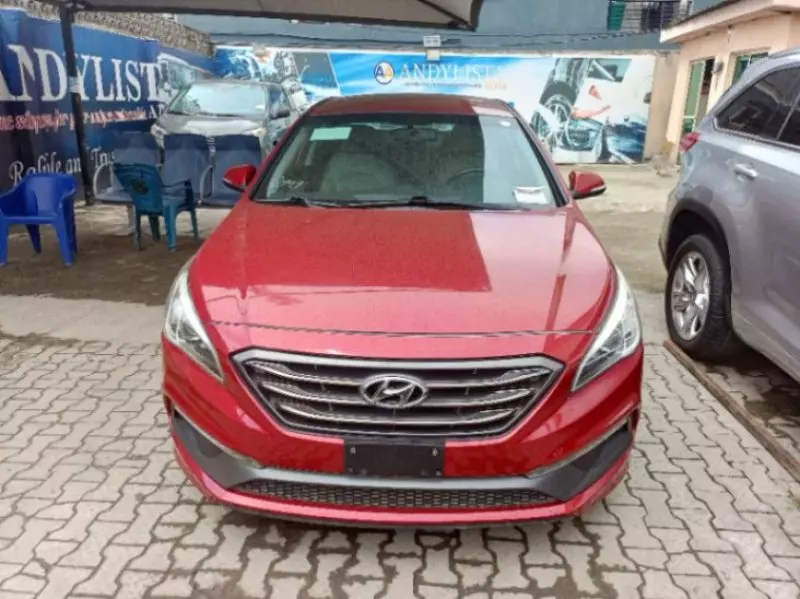 Hyundai Sonata   - 2016