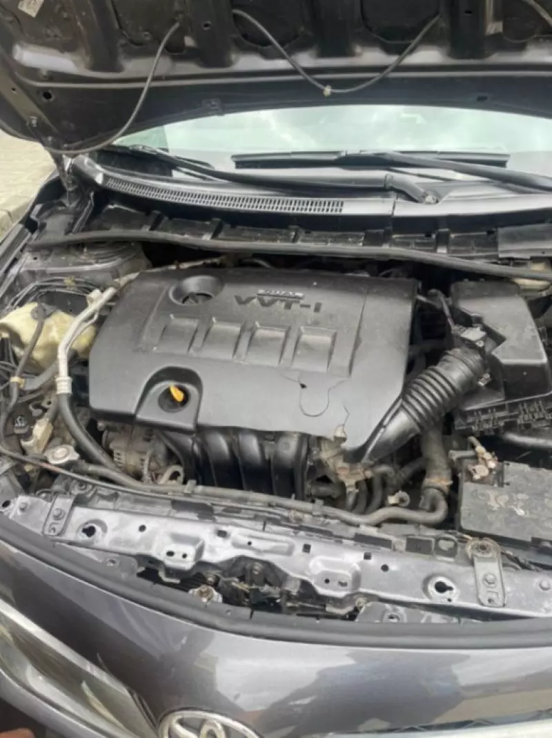 Toyota Corolla   - 2012