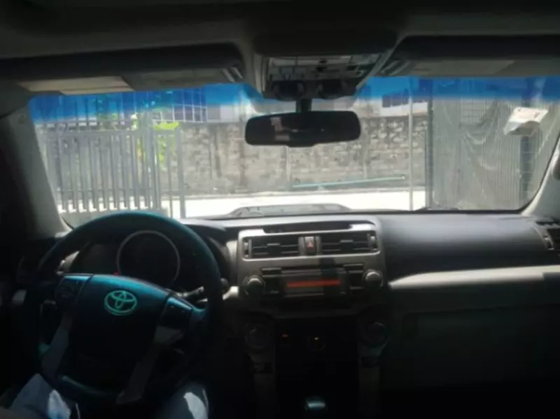 Toyota 4-Runner   - 2011