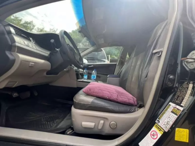 Toyota Camry   - 2012