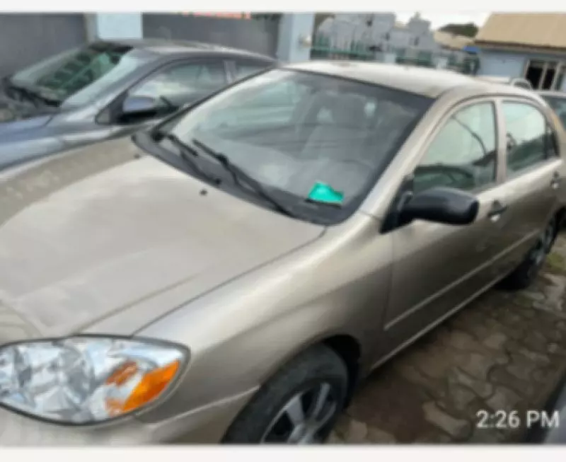 Toyota Corolla   - 2006