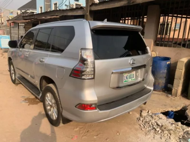 Lexus GX 460