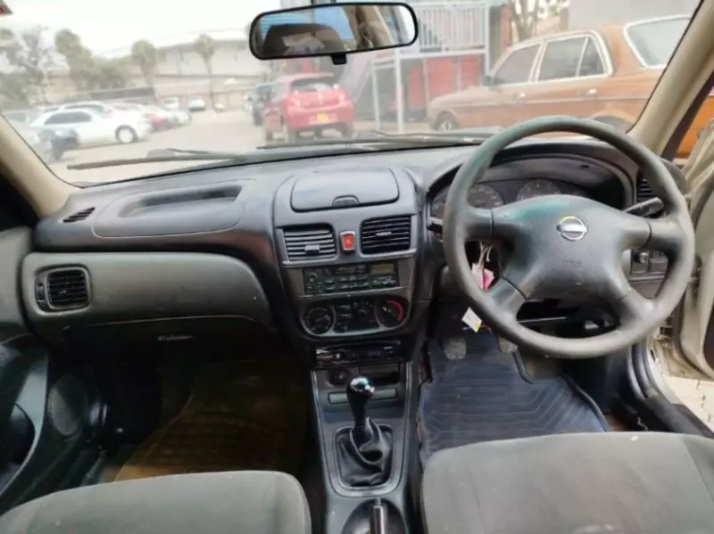 Nissan Bluebird   - 2003