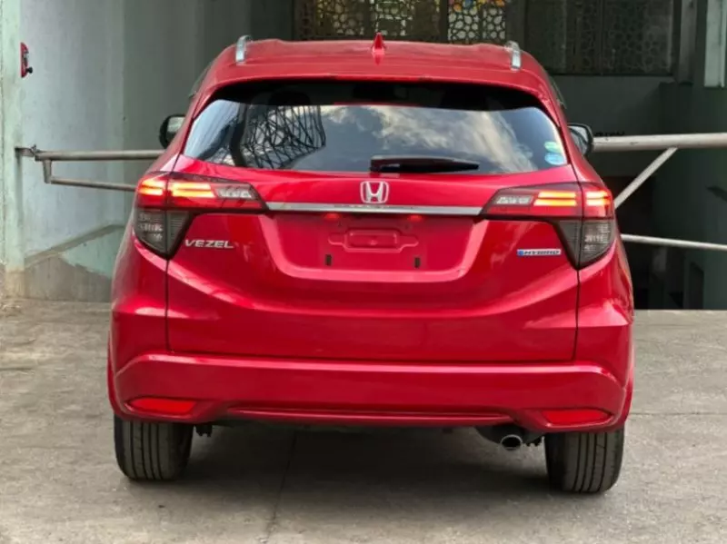 Honda Vezel    - 2018