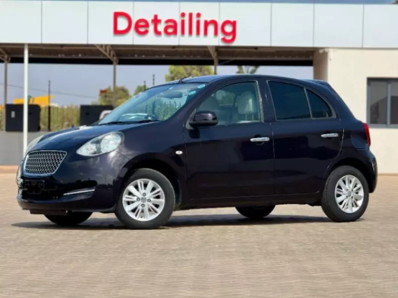 Nissan March   - 2018