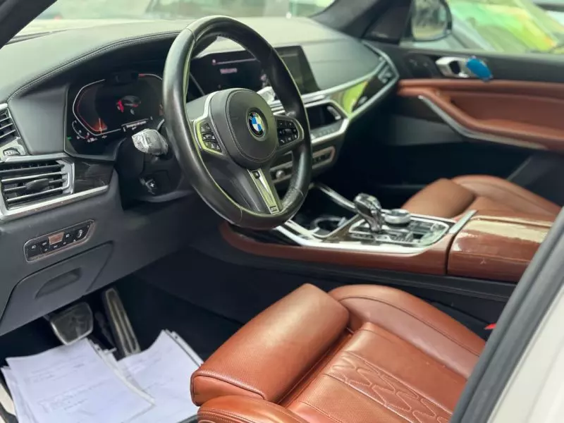 BMW X7   - 2020