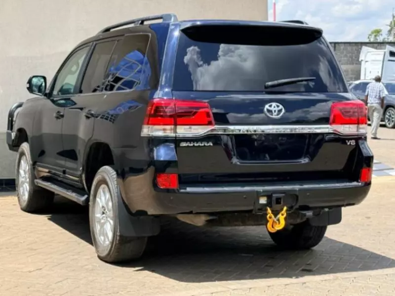 Toyota Landcruiser Sahara