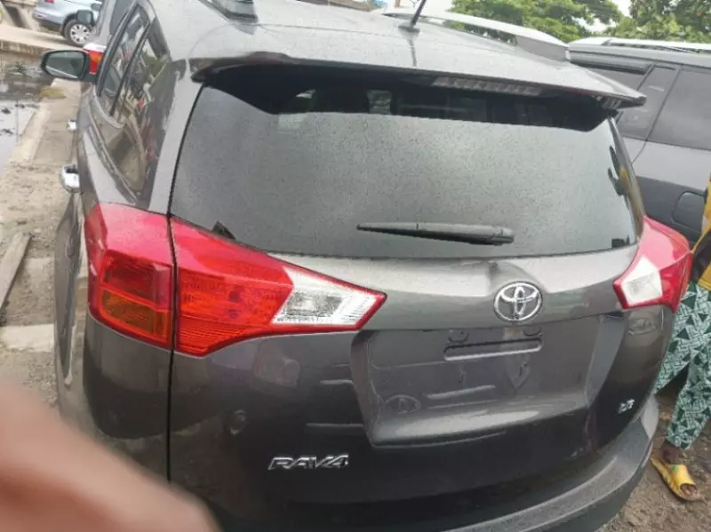 Toyota RAV 4   - 2014