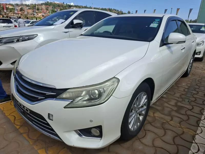 Toyota Mark X   - 2012