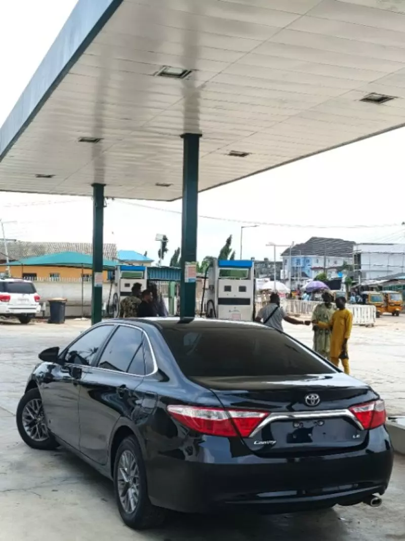 Toyota Camry   - 2016