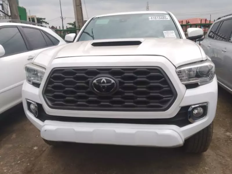 Toyota Tacoma   - 2020