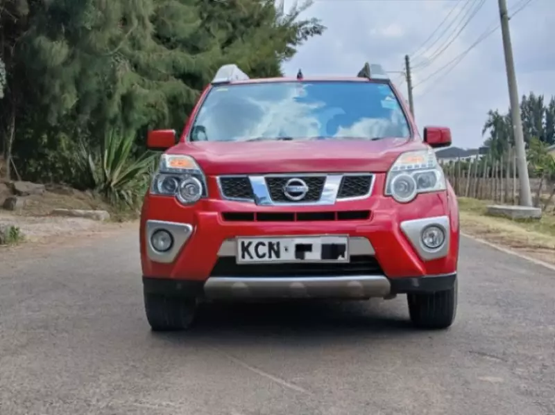 Nissan X-Trail   - 2010