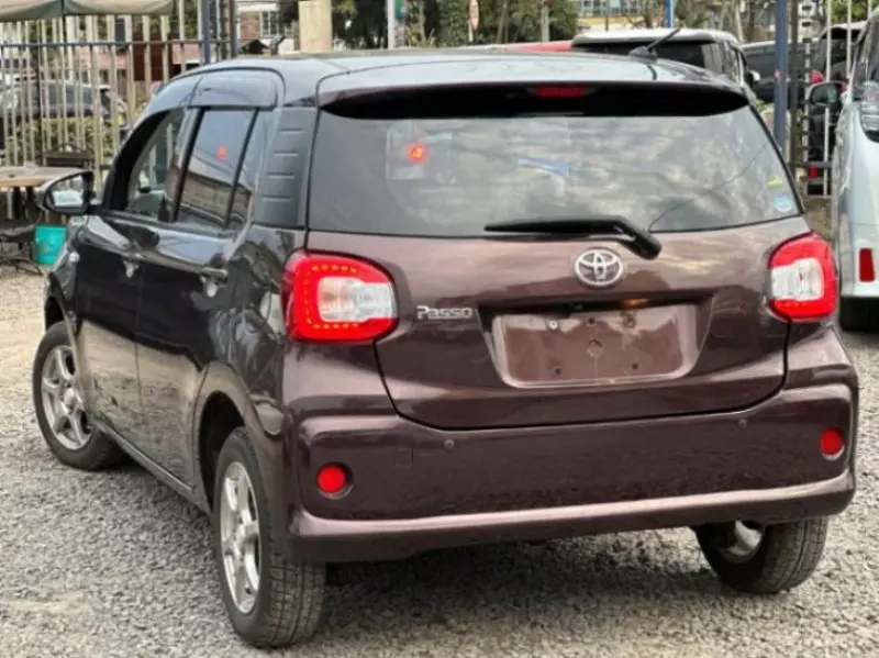 Toyota Passo   - 2017