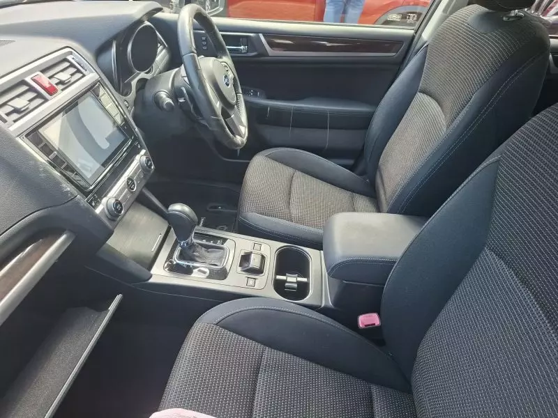 Subaru Outback   - 2016