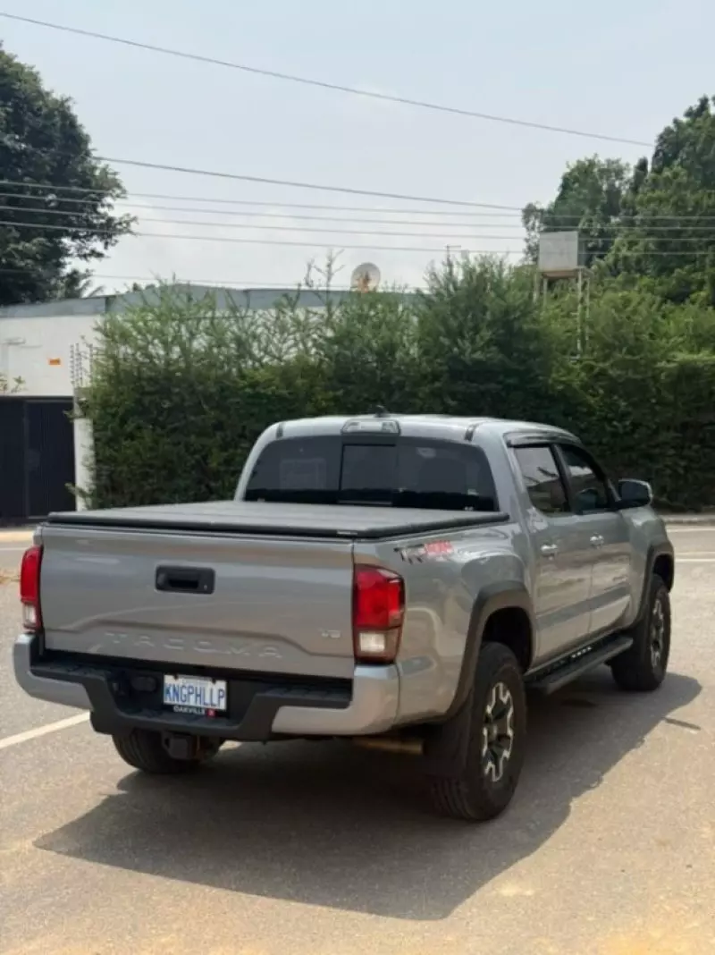 Toyota Tacoma   - 2023