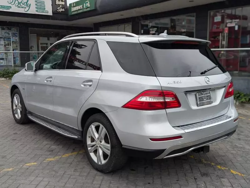 Mercedes-Benz ML 350   - 2012