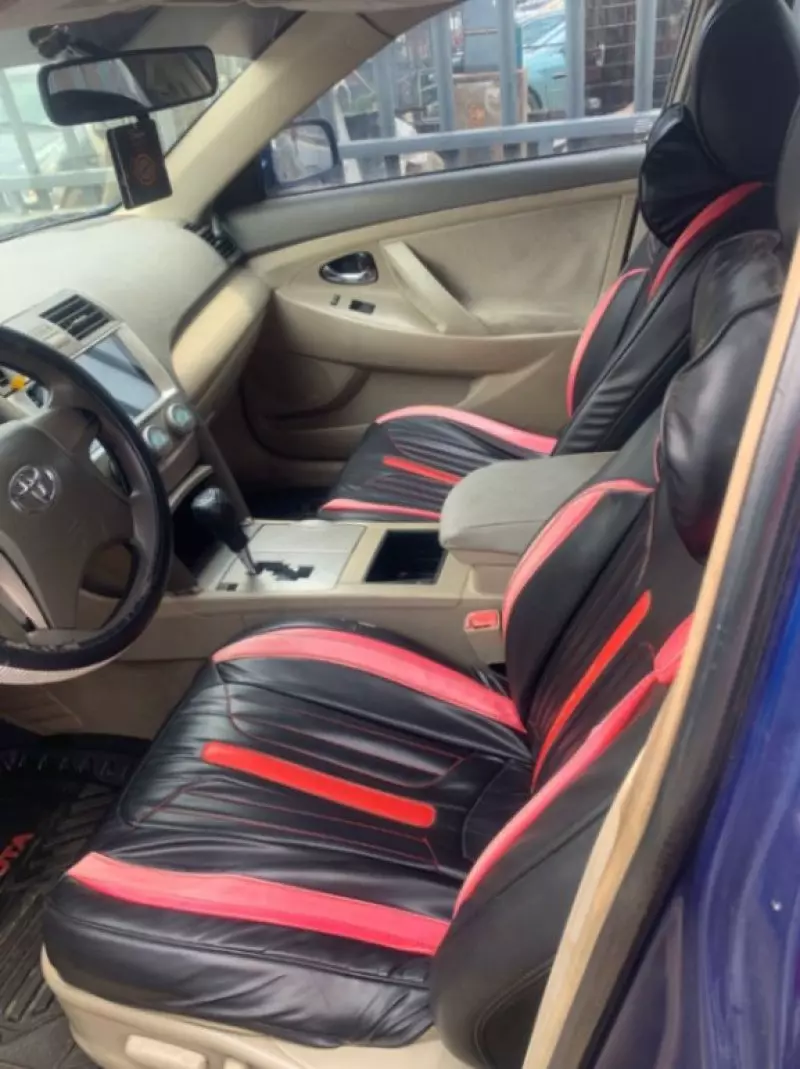 Toyota Camry   - 2008